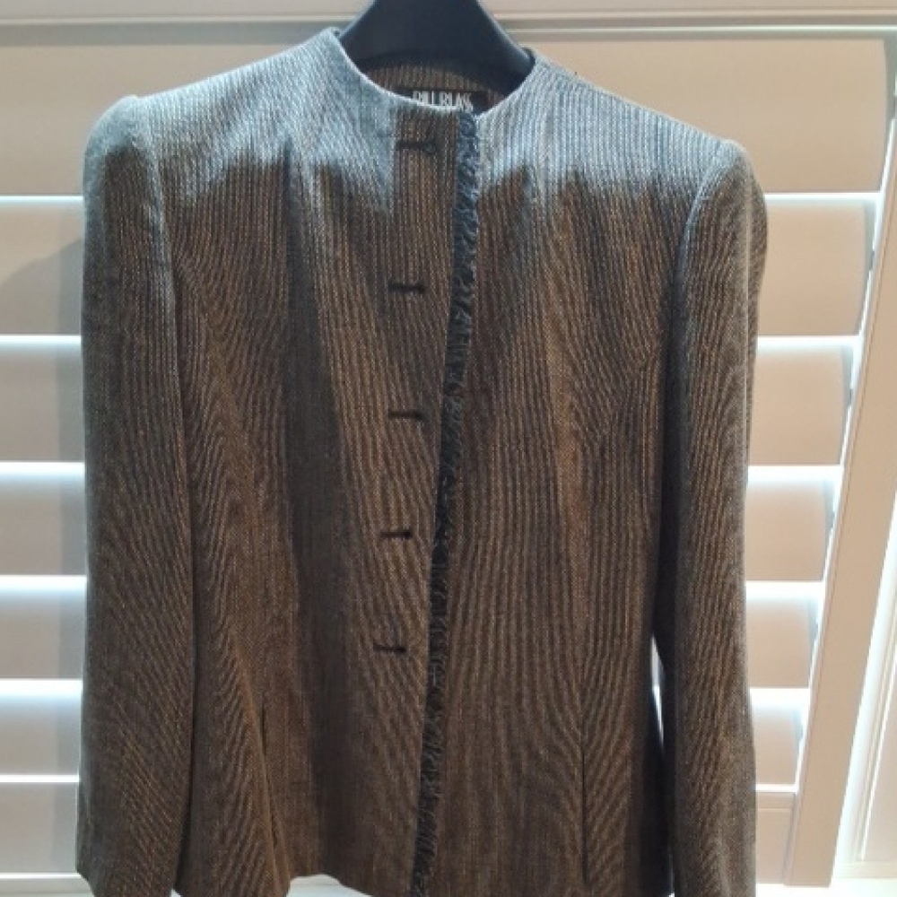 Bill Blass Gray Mandarin Collar Skirt Suit
